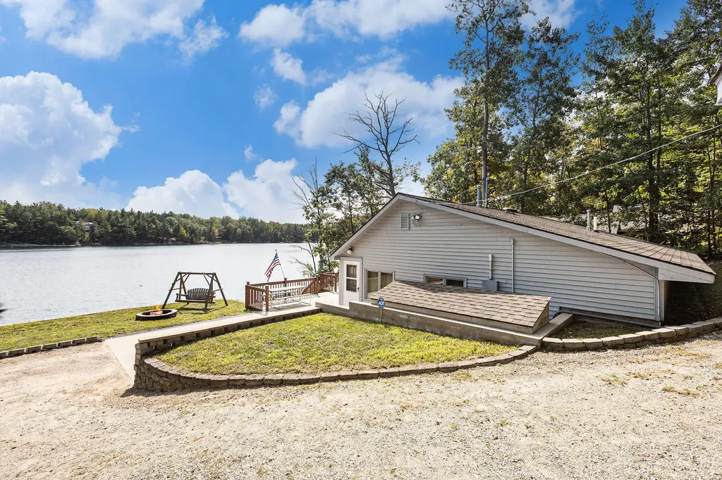 8804 Sunset Trail Road NE Blue Lake Township MI 49659