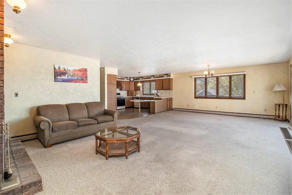 929 S Washington Avenue Ludington City MI 49431