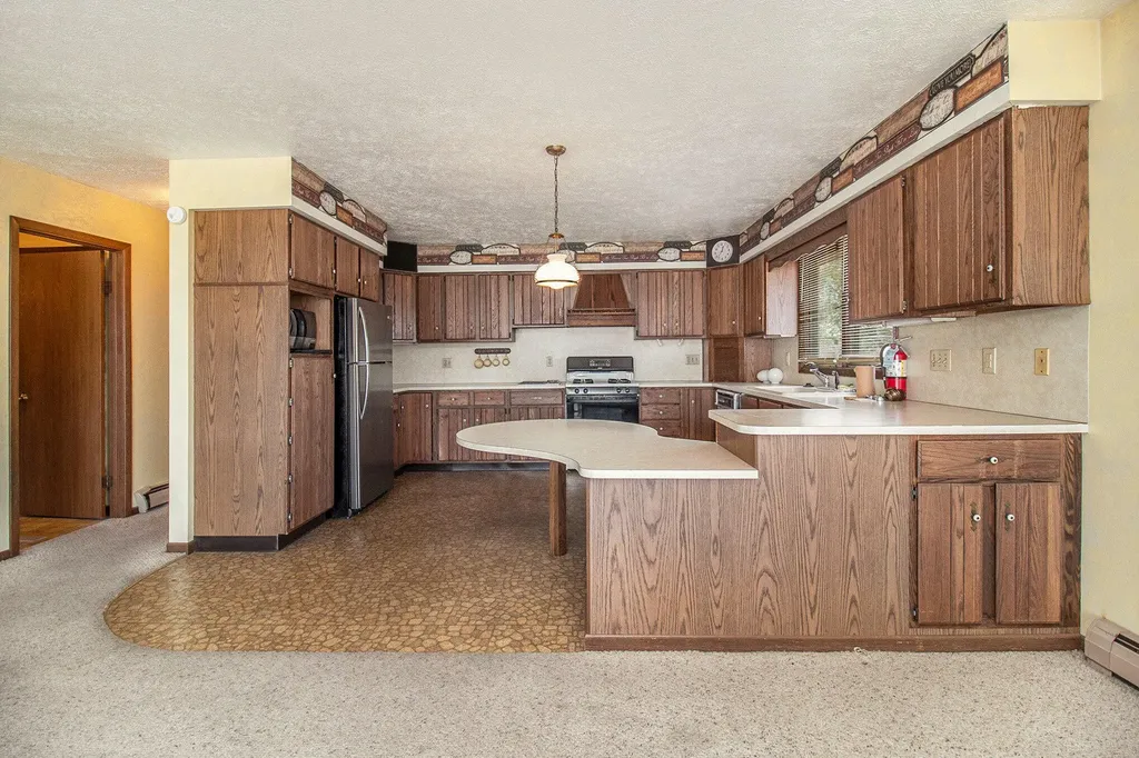 929 S Washington Avenue Ludington City MI 49431