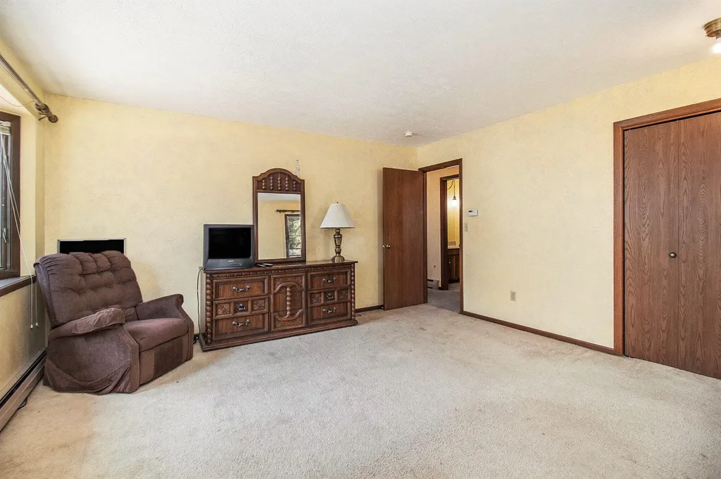 929 S Washington Avenue Ludington City MI 49431