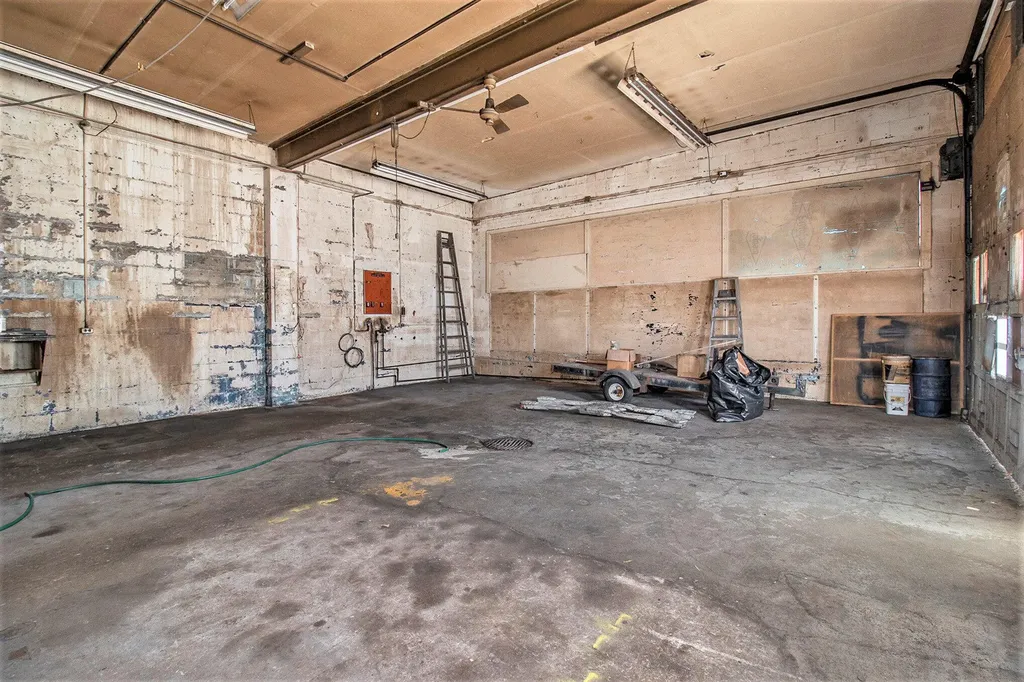 929 S Washington Avenue Ludington City MI 49431