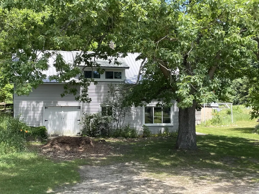 16206 Peters Farm Road Norman Township MI 49644