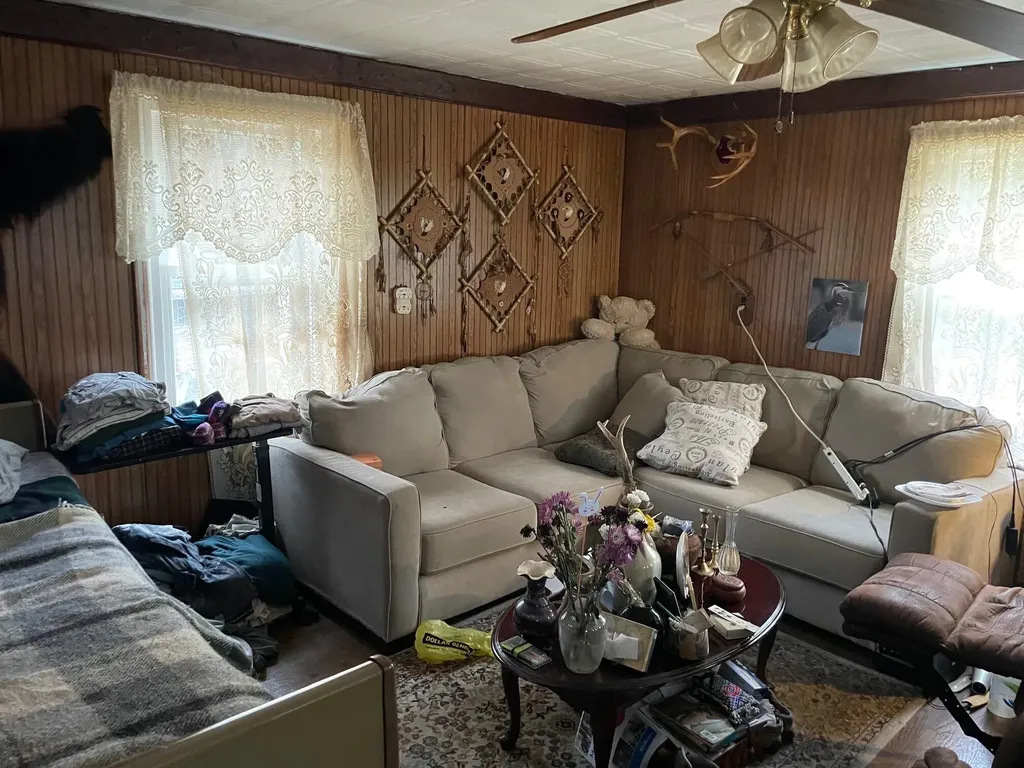 16206 Peters Farm Road Norman Township MI 49644