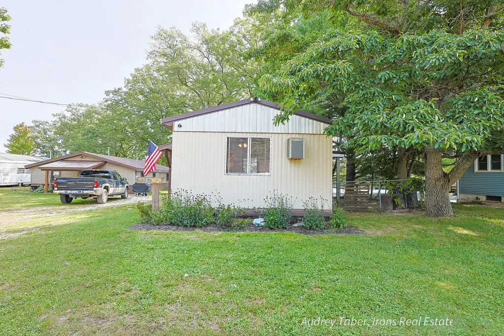 5190 N Bass Lake Road Sauble Township MI 49644