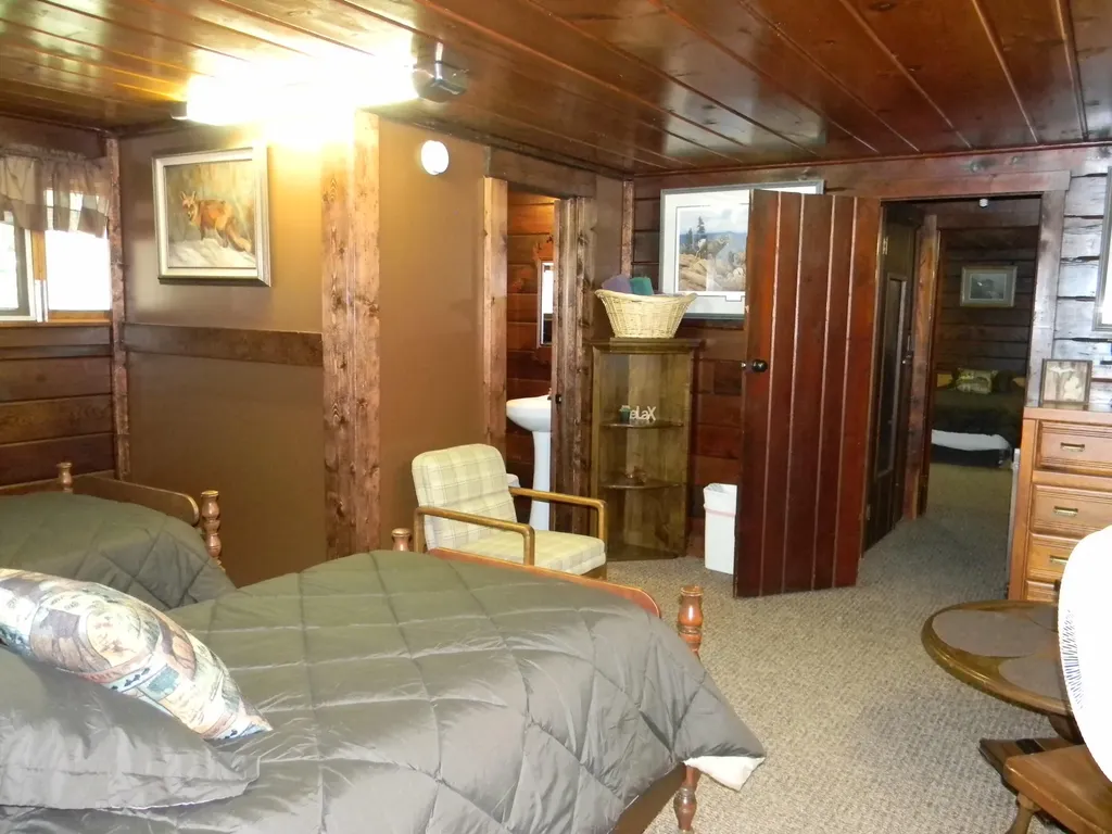 1306 N Tippy Dam Road Dickson Township MI 49689