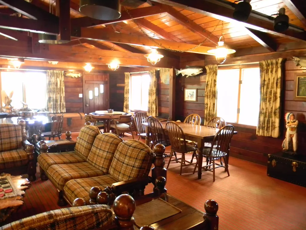 1306 N Tippy Dam Road Dickson Township MI 49689