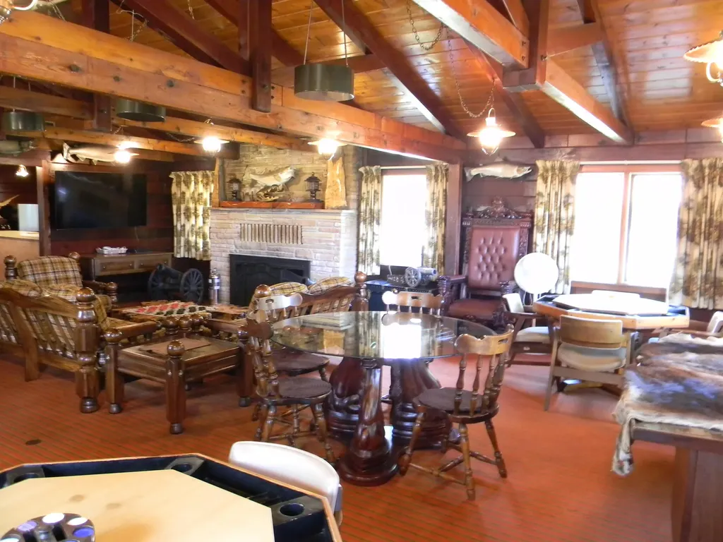 1306 N Tippy Dam Road Dickson Township MI 49689