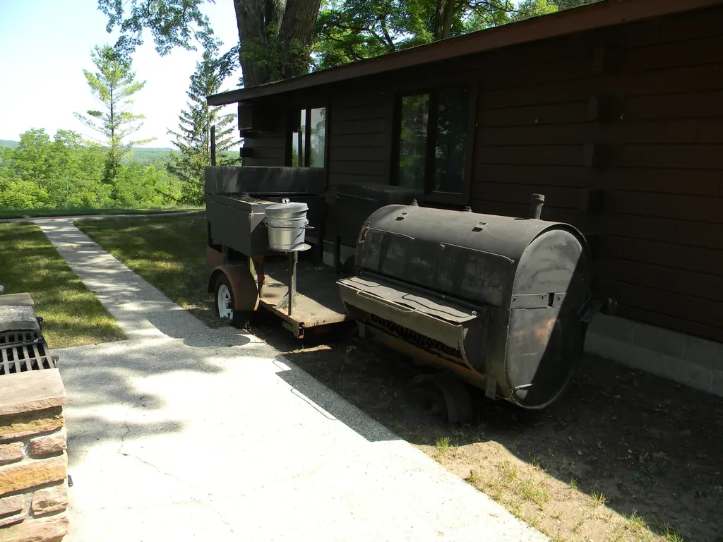 1306 N Tippy Dam Road Dickson Township MI 49689