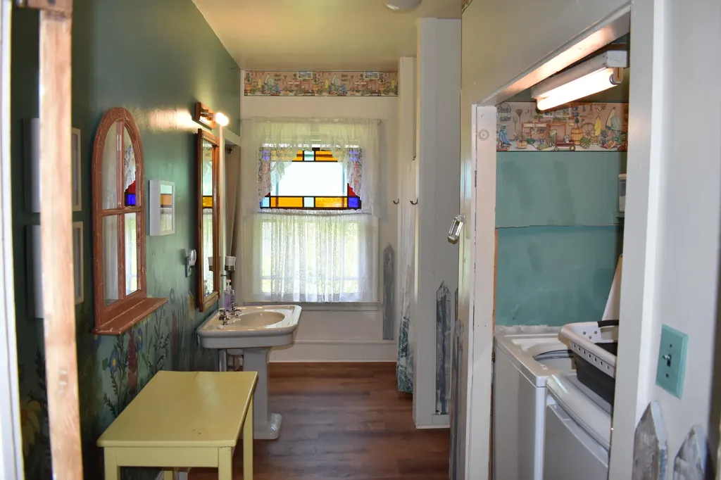 706 W Loomis Street Ludington City MI 49431
