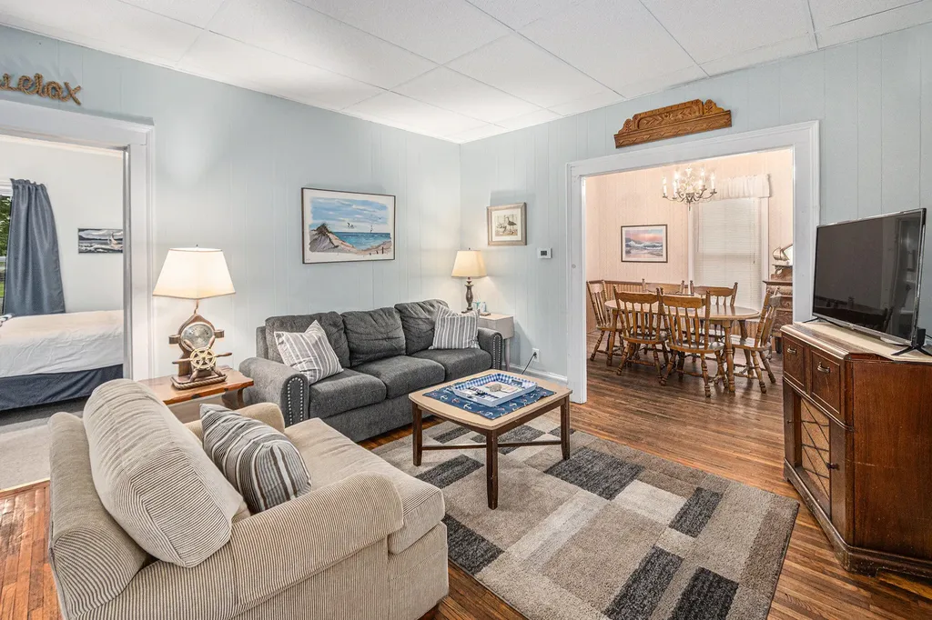 706 W Loomis Street Ludington City MI 49431