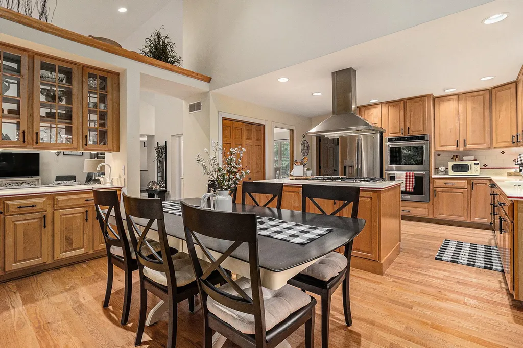 5450 W Riverside Drive Pere Marquette Charter Township MI 49431