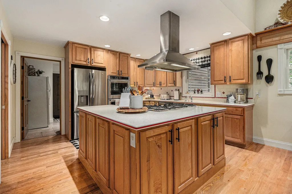 5450 W Riverside Drive Pere Marquette Charter Township MI 49431