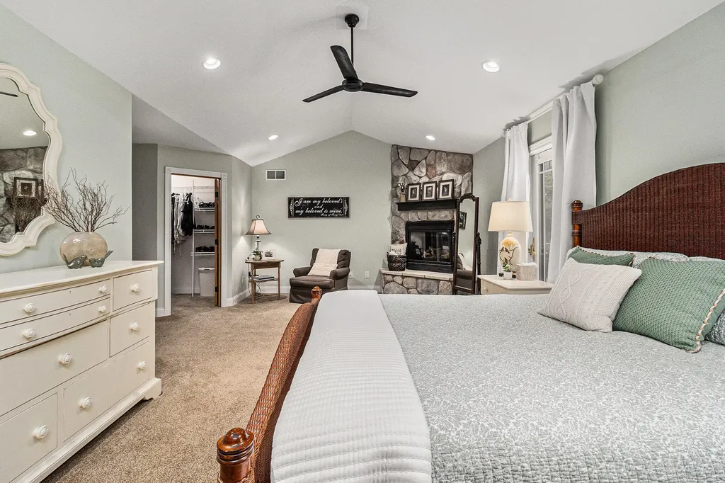 5450 W Riverside Drive Pere Marquette Charter Township MI 49431