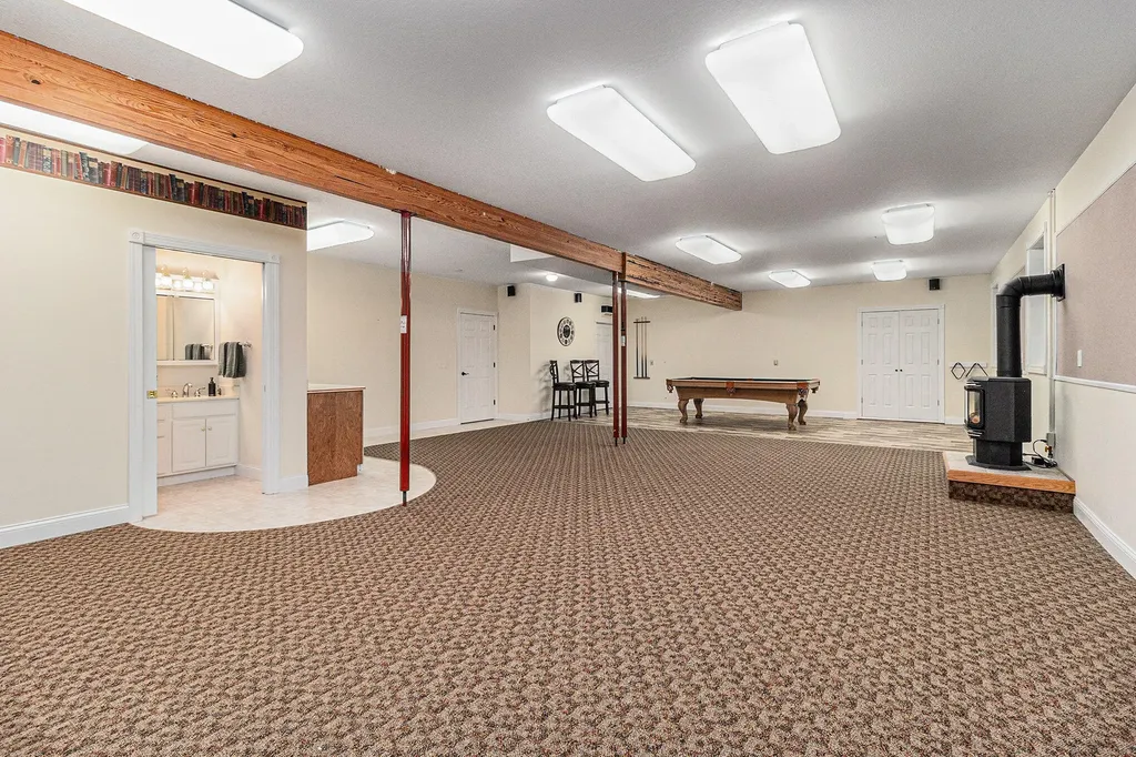 5450 W Riverside Drive Pere Marquette Charter Township MI 49431