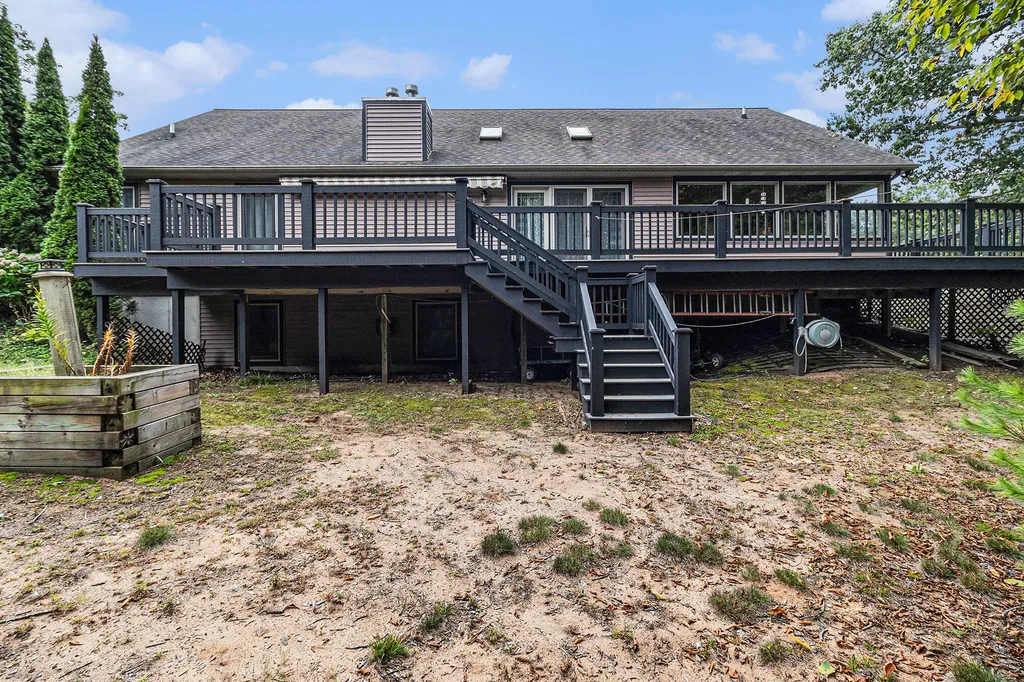 5450 W Riverside Drive Pere Marquette Charter Township MI 49431