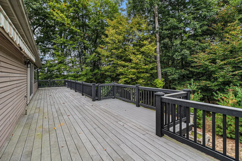 5450 W Riverside Drive Pere Marquette Charter Township MI 49431