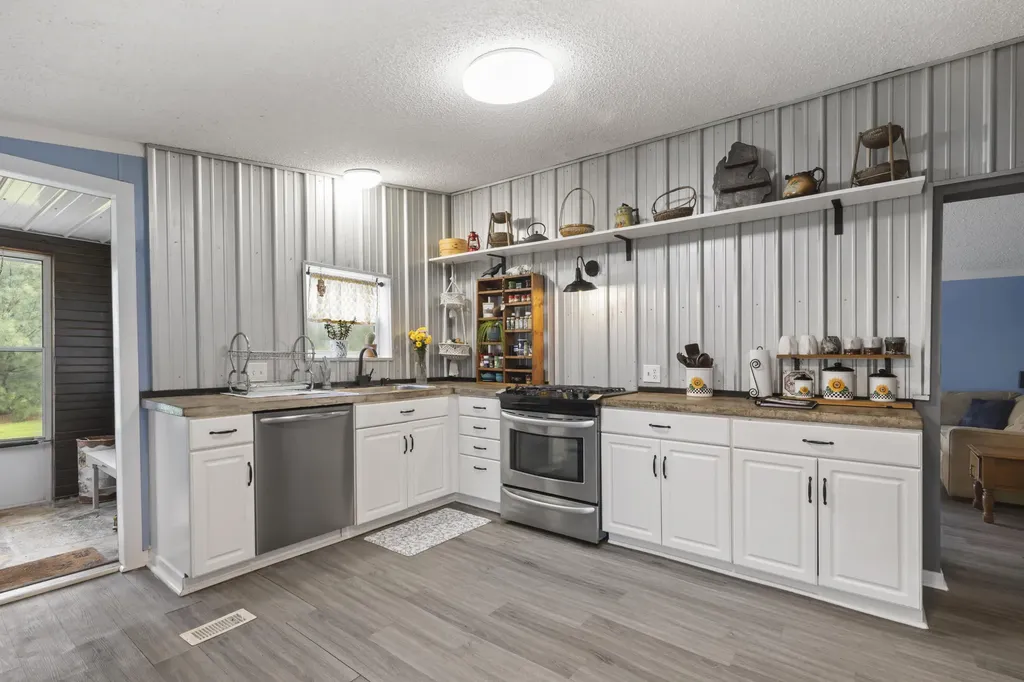 11774 Healy Lake Road Maple Grove Township MI 49614