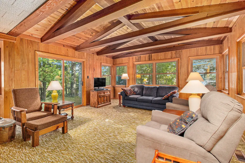 6253 Loggers Lane Hamlin Township MI 49431