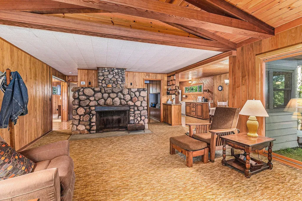 6253 Loggers Lane Hamlin Township MI 49431