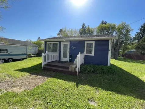 5157 N William Street Fountain Village MI 49410