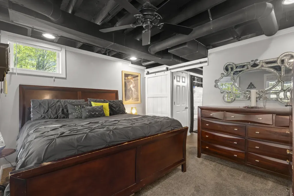 1212 Bailey Street Unknown City MI 49616