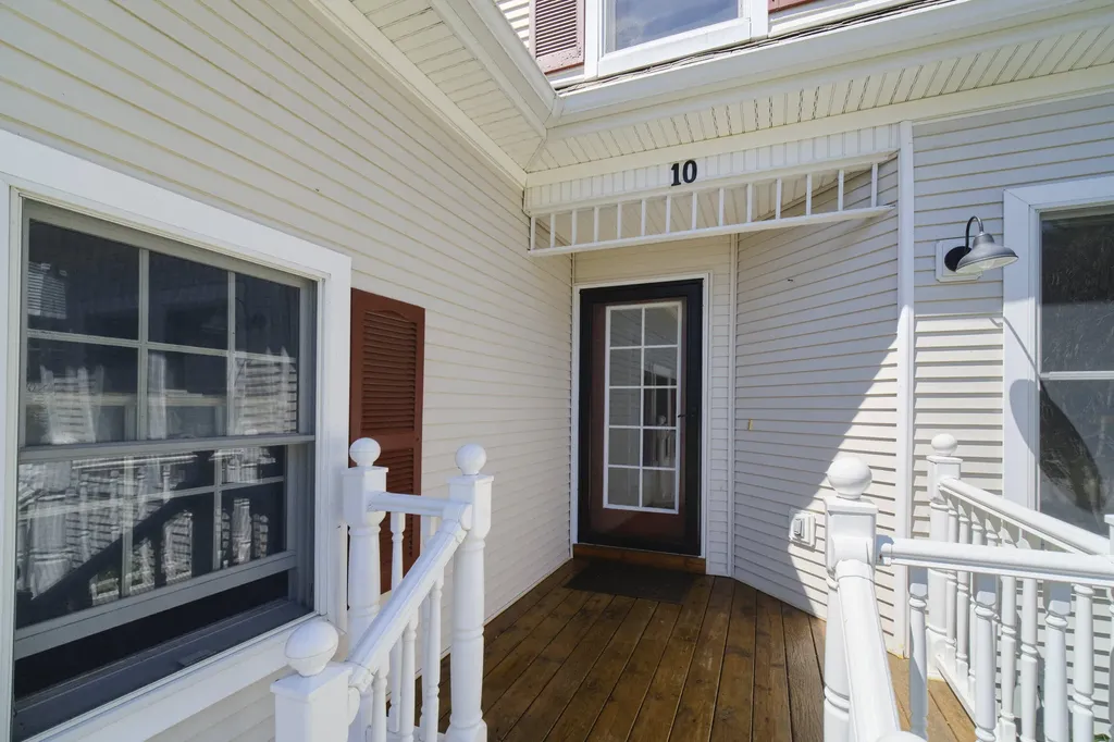 10 Cottage Lane Manistee City MI 49660