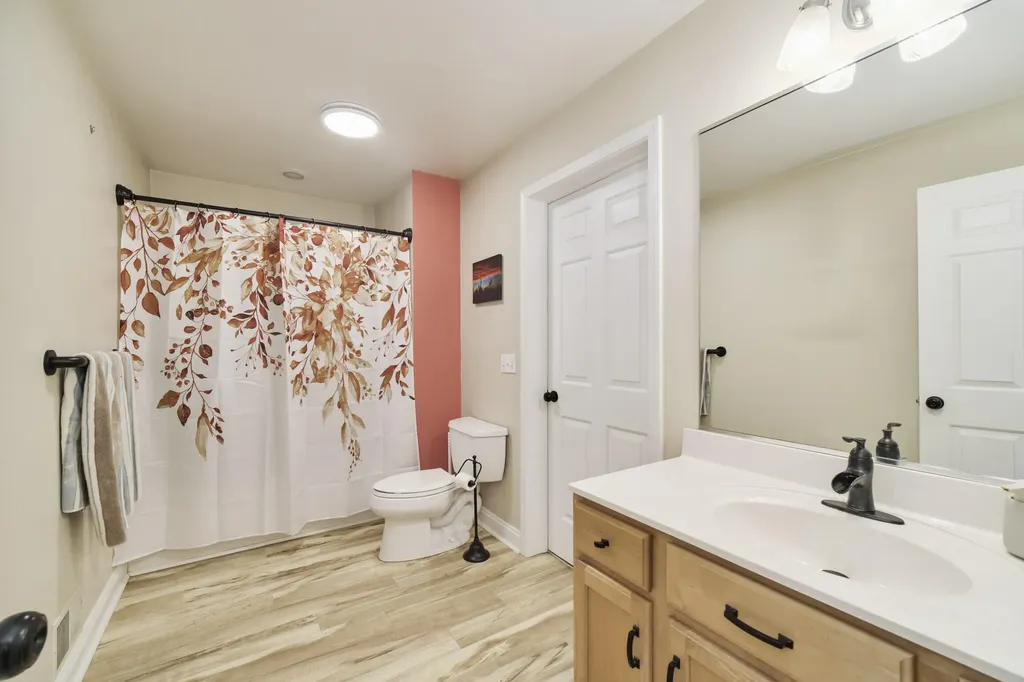 10 Cottage Lane Manistee City MI 49660