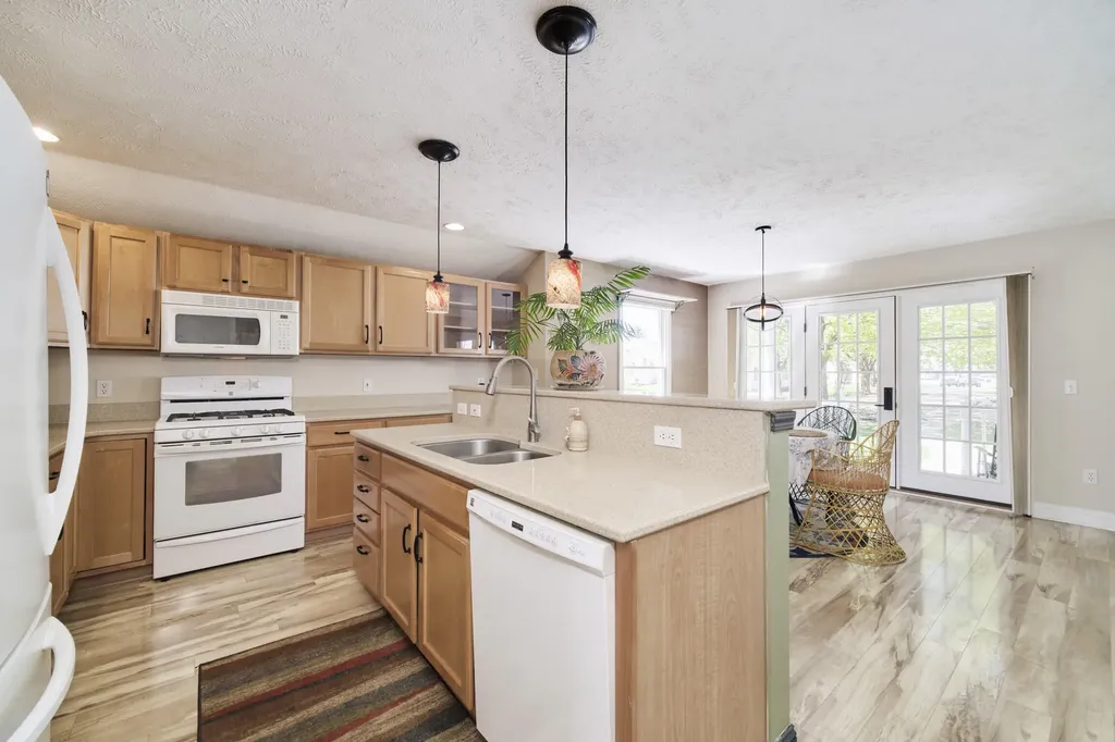10 Cottage Lane Manistee City MI 49660