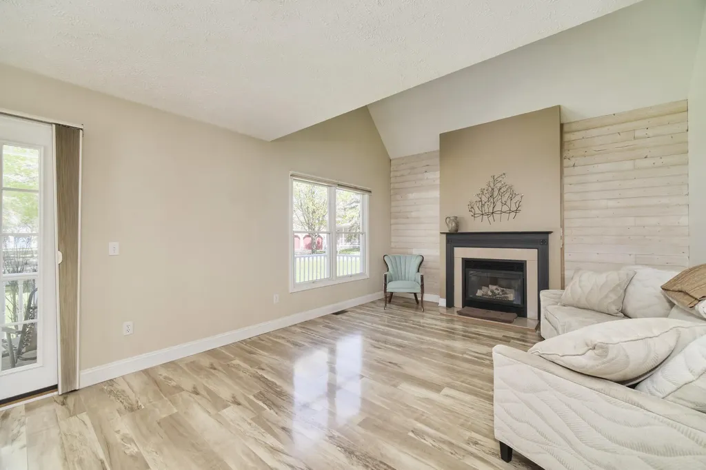10 Cottage Lane Manistee City MI 49660