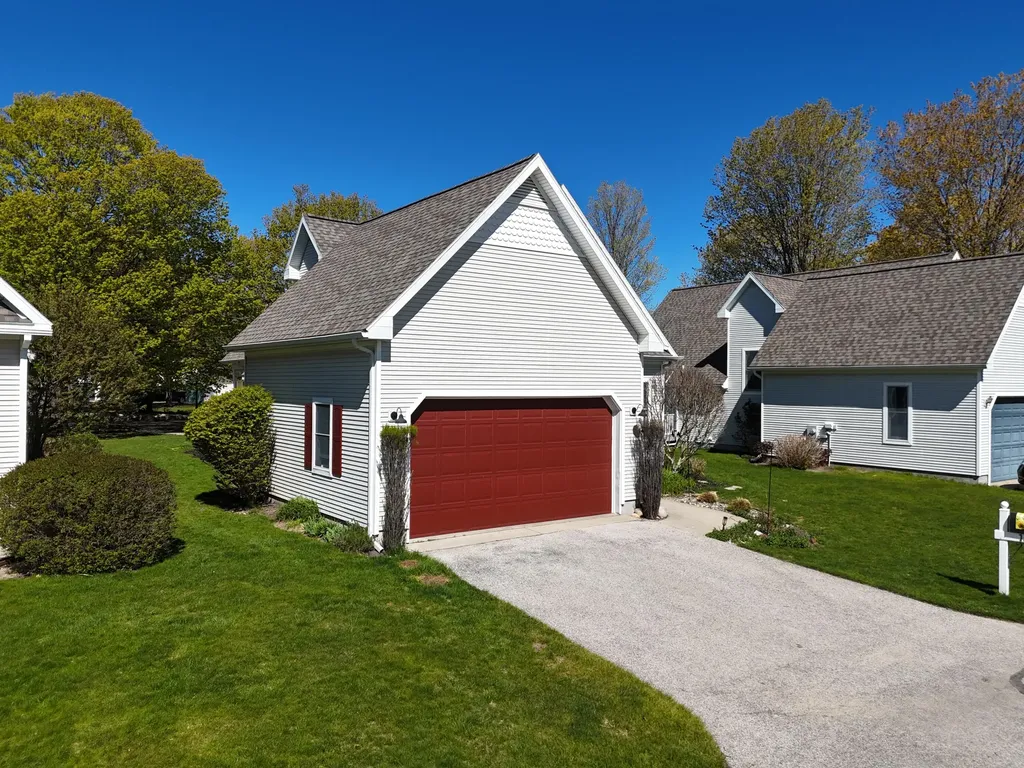 10 Cottage Lane Manistee City MI 49660