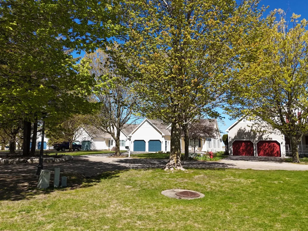 10 Cottage Lane Manistee City MI 49660