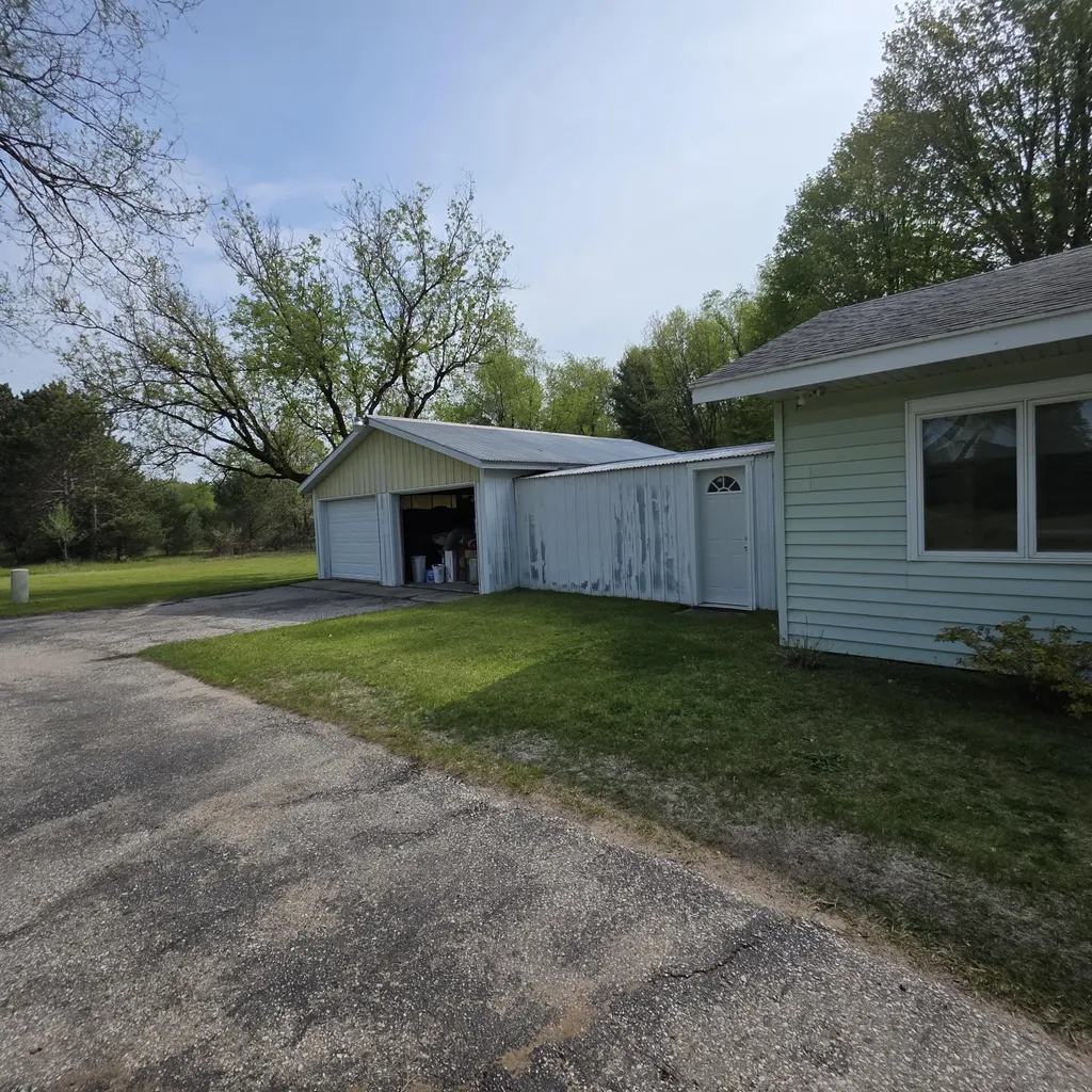 7274 N Oceana Drive Weare Township MI 49420