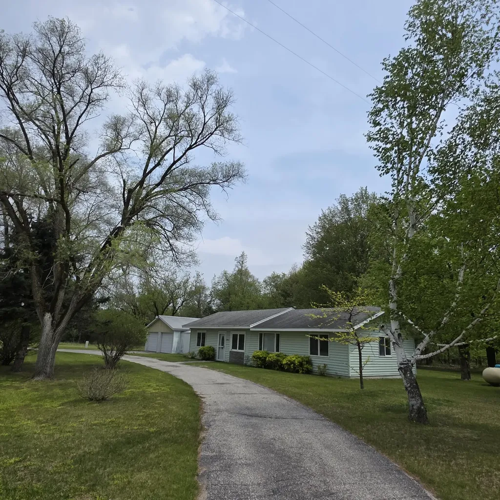 7274 N Oceana Drive Weare Township MI 49420