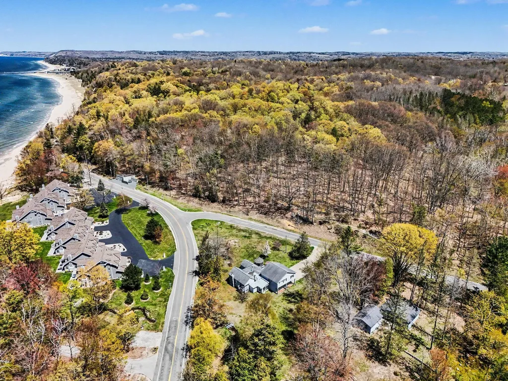 6665 Lakeshore Road Manistee Township MI 49660