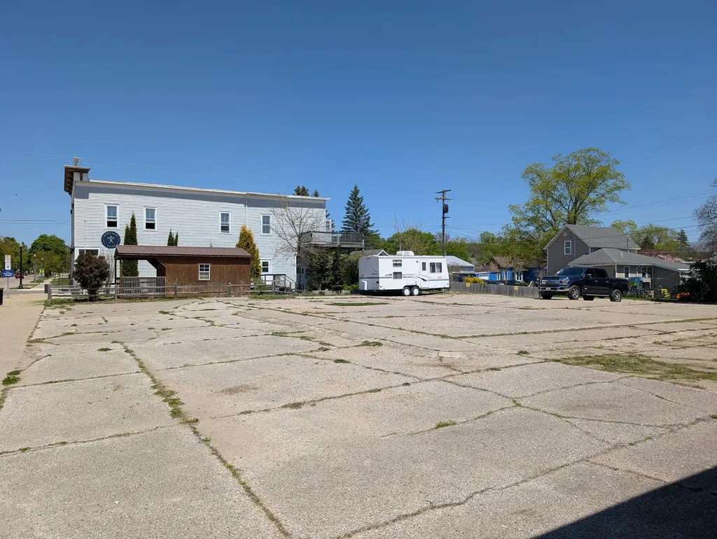 120 Main Street N Scottville City MI 49454
