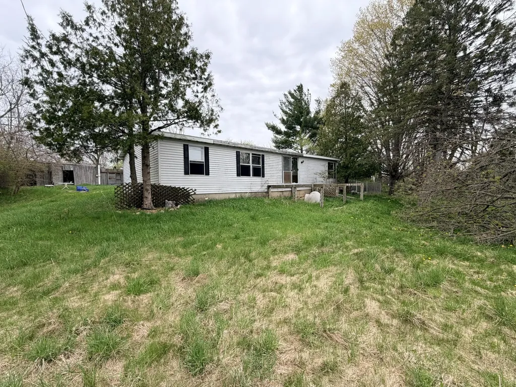 1734 E Wilson Road Custer Township MI 49405