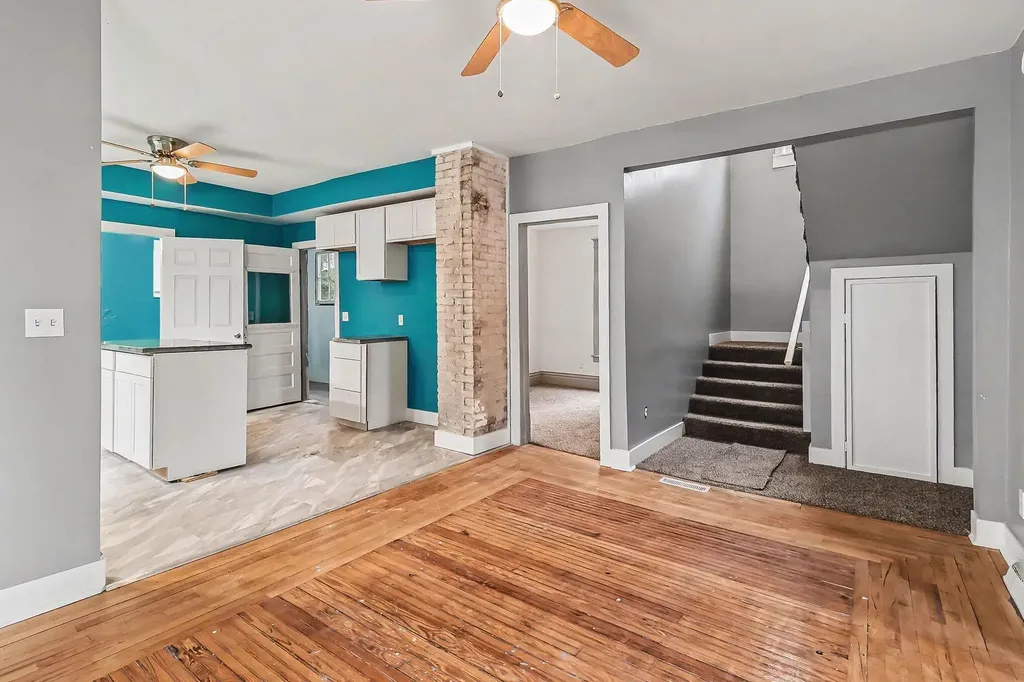 280 6th Avenue Manistee City MI 49660