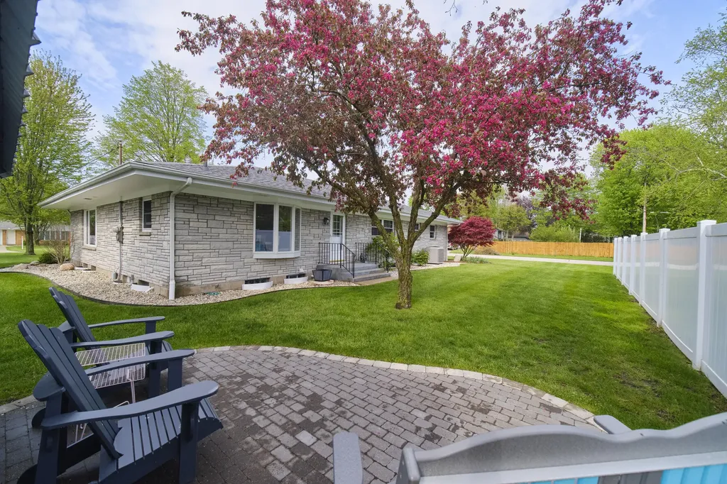 511 Browning Avenue Manistee City MI 49660
