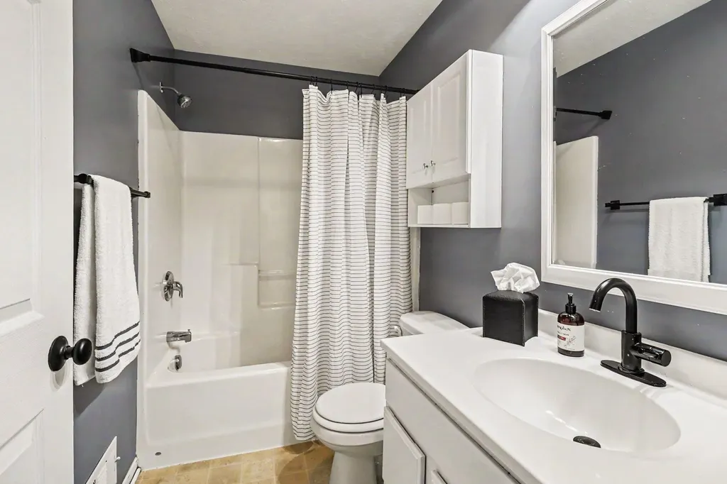 1555 Marilyn Avenue Hamlin Township MI 49431