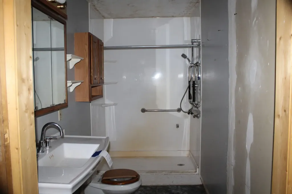 2465 E Arthur Road Otto Township MI 49452