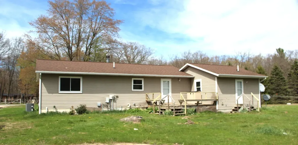2465 E Arthur Road Otto Township MI 49452