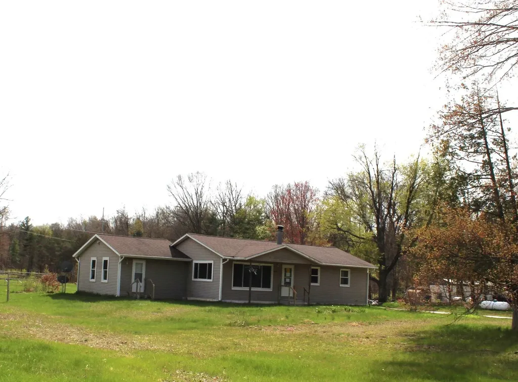 2465 E Arthur Road Otto Township MI 49452