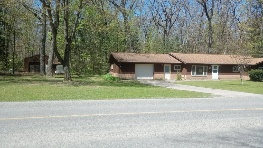27 N Campbell Road Branch Township MI 49410