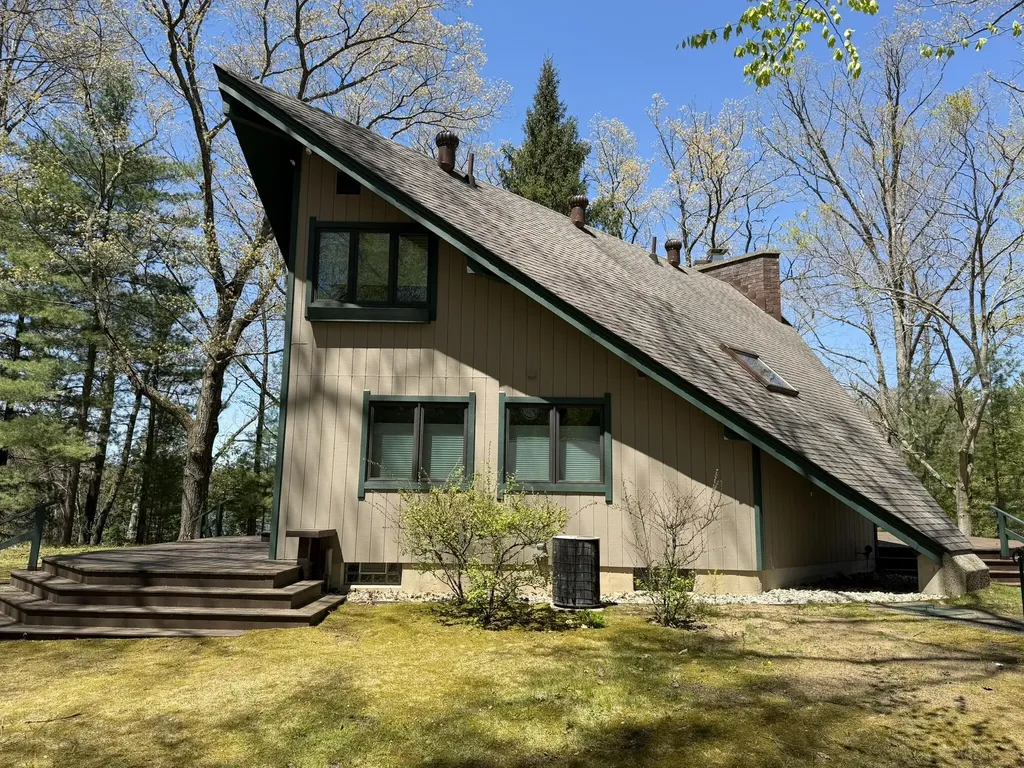 5620 N Utter Drive Sauble Township MI 49644