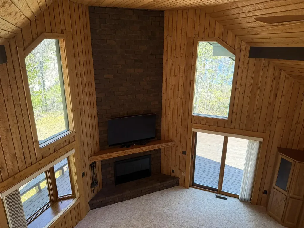 5620 N Utter Drive Sauble Township MI 49644