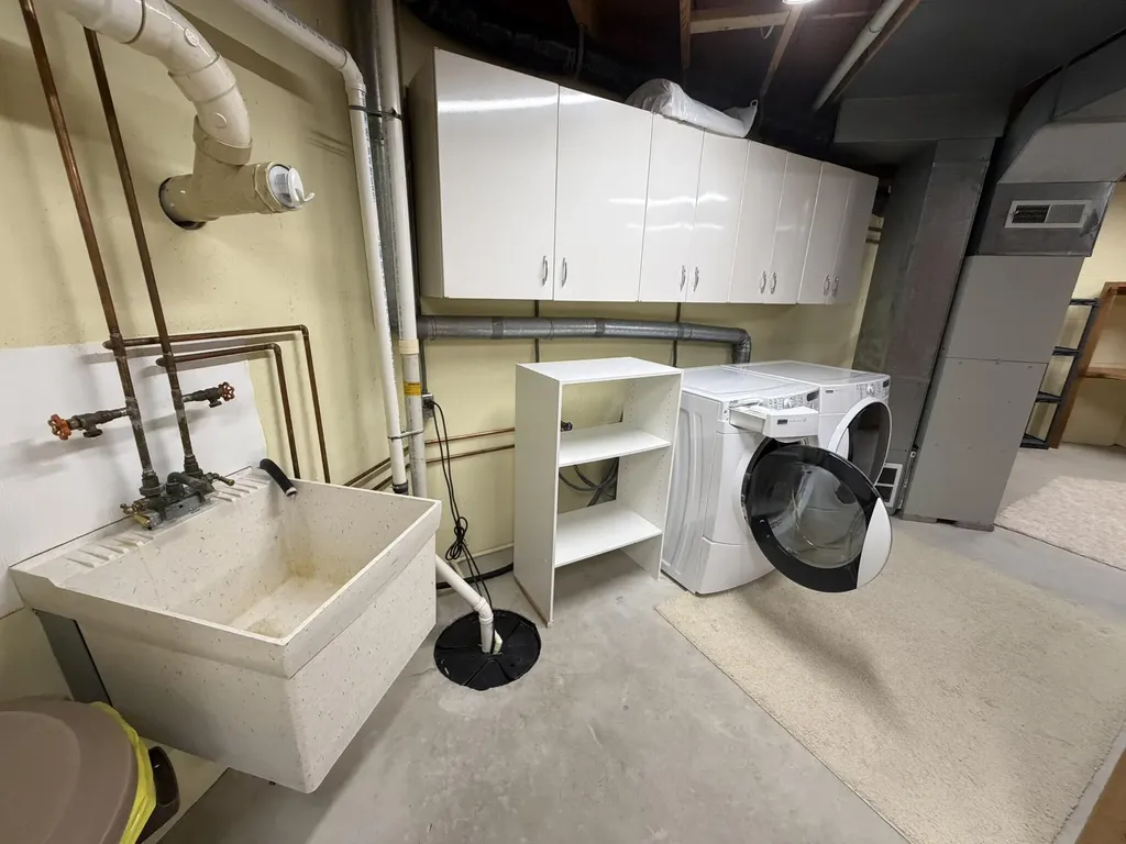 5620 N Utter Drive Sauble Township MI 49644