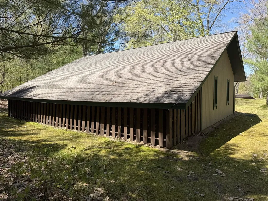 5620 N Utter Drive Sauble Township MI 49644