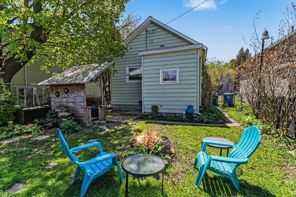 356 1st Street Manistee City MI 49660