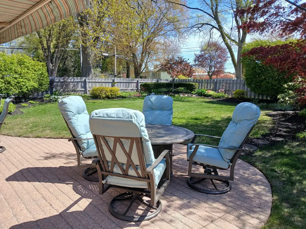 318 N Emily Street Ludington City MI 49431