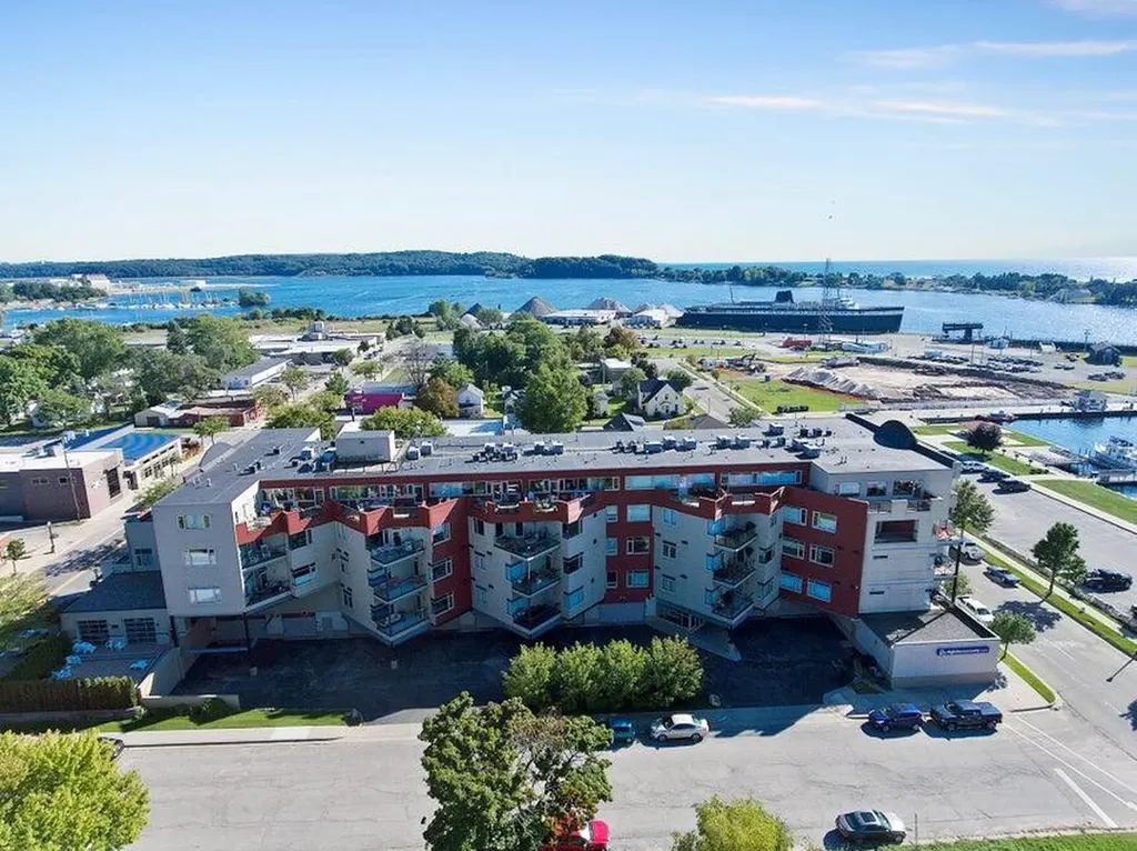 105 W Danaher Street Ludington City MI 49431